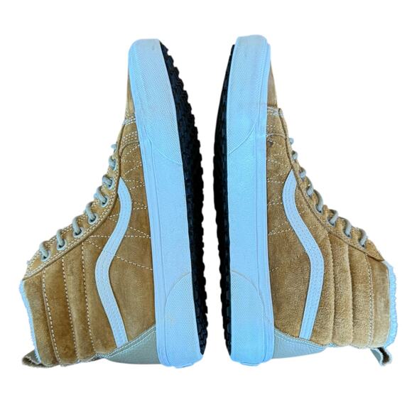 Van's Women's Sk8-Hi Mte Yellow Suede Waterproof Sneaker - Size 7.5 - Picture 7 of 10
